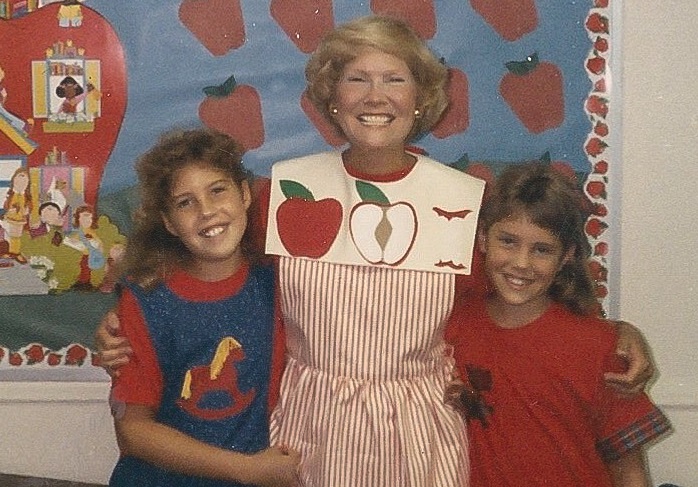 Anna Rambo (right) with sister, Elizabeth and mother, Jennifer. The women share an inherited form of high scholesterol. (Photo courtesy of Anna Rambo)