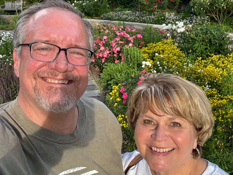 Roy Reid (left) with his wife, Kim. Roy had an aortic dissection that required immediate open-heart surgery. (Photo courtesy of Roy Reid)