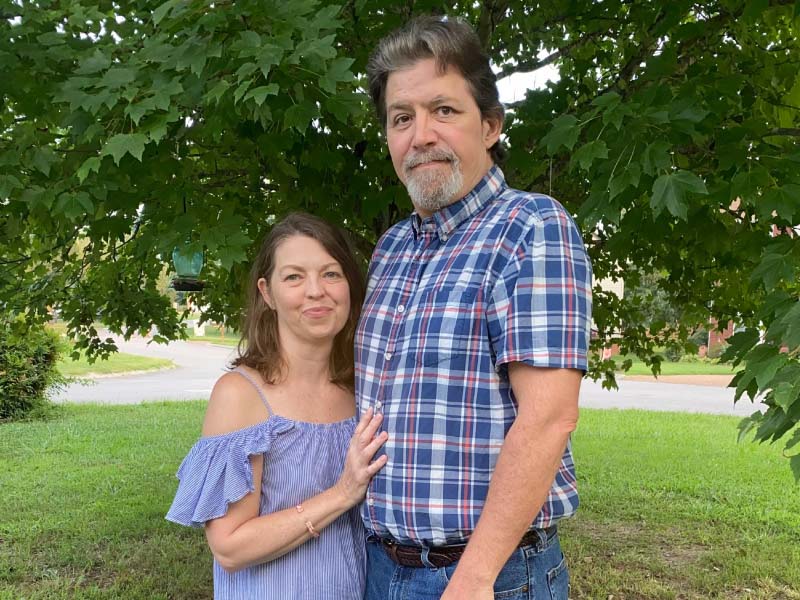 Stroke survivor Mark Davis (right) with his wife, Lisa. (Photo courtesy of Mark Davis)