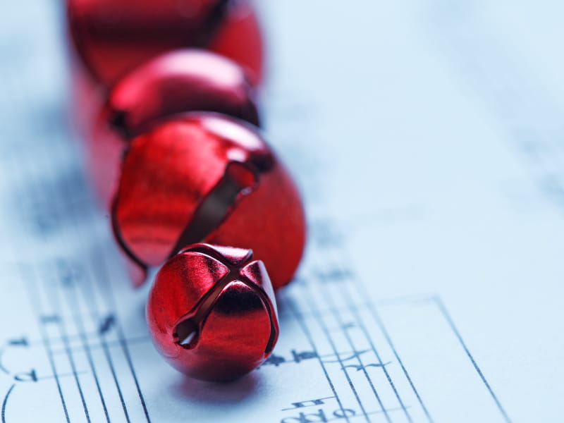 Jingle bells on sheet music